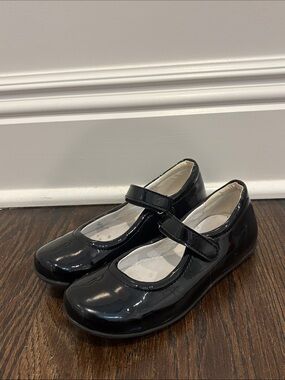 Primigi Girls Black Patent Mary Jane Dress Shoes Size 32